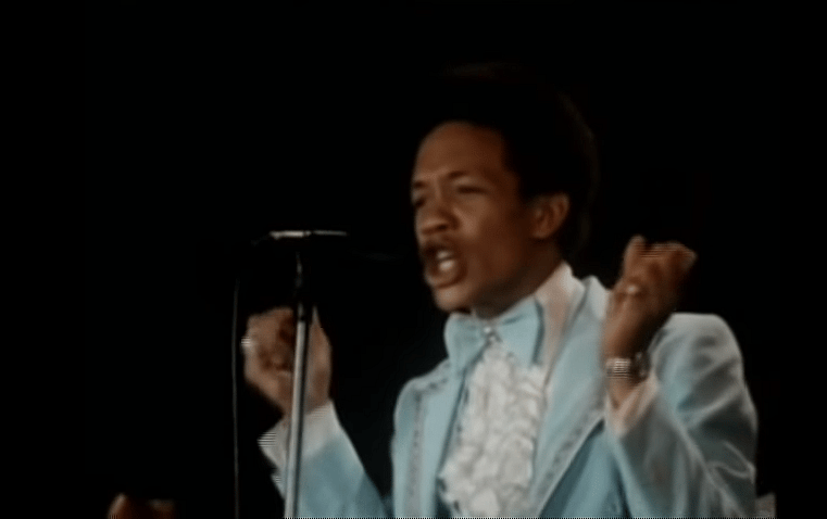1977: Float On