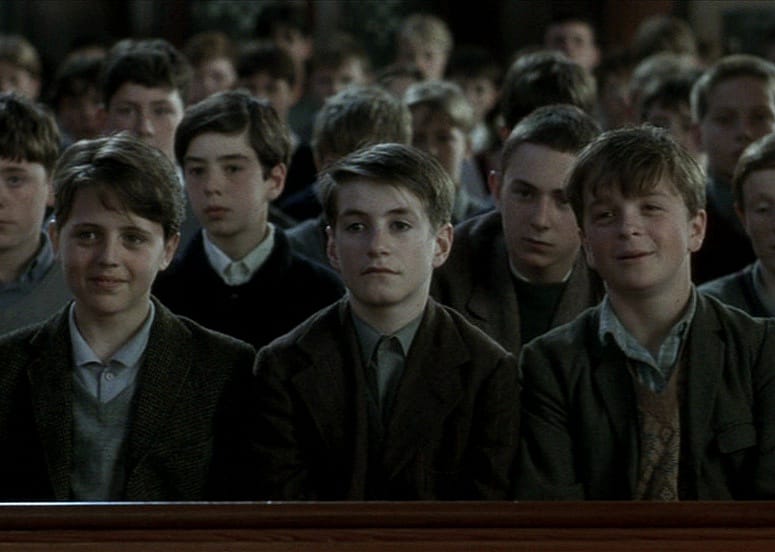 #53. The Long Day Closes (1992)