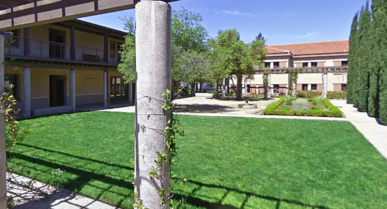 #11. Stanford Online High School