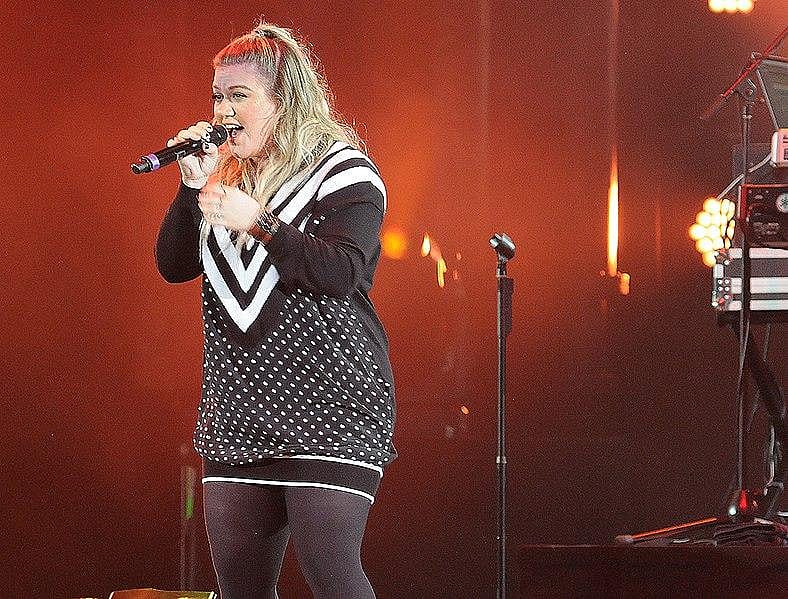 #8. Kelly Clarkson