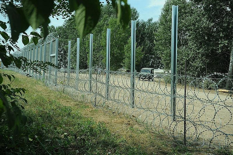 Hungary-Serbia border fence