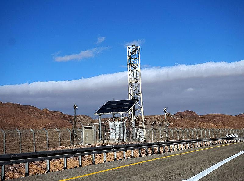 Israel-Egypt border fence