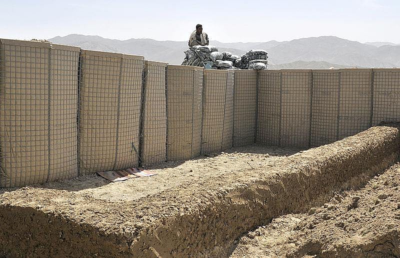 Pakistan-Afghanistan border fence