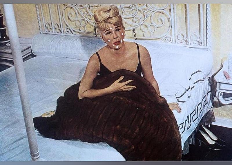 1962: That Touch of Mink