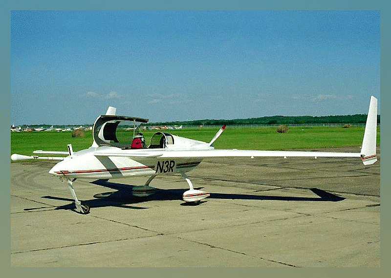 1997: John Denver dies while piloting a plane