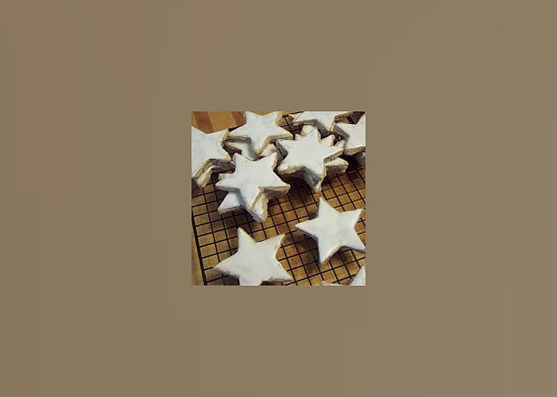 Cinnamon Stars