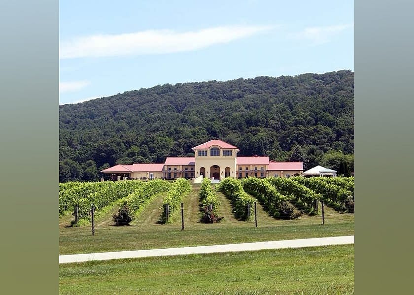 #25. Breaux Vineyards
