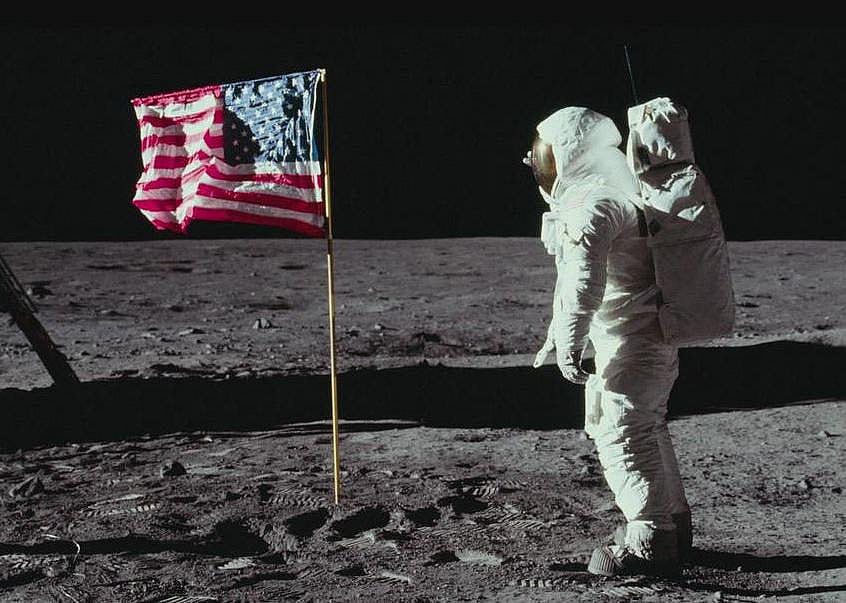 #14. Apollo 11 (2019)