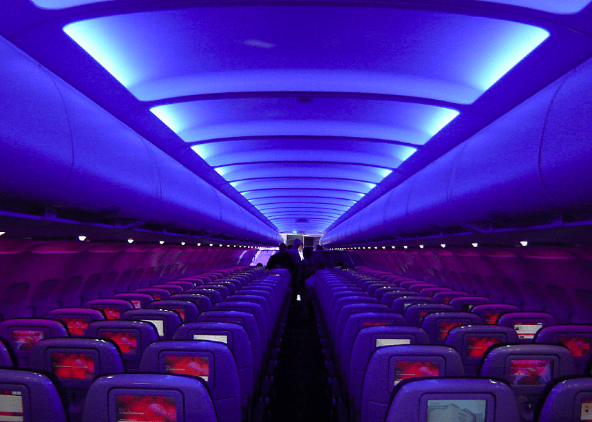 2007: Virgin America begins service