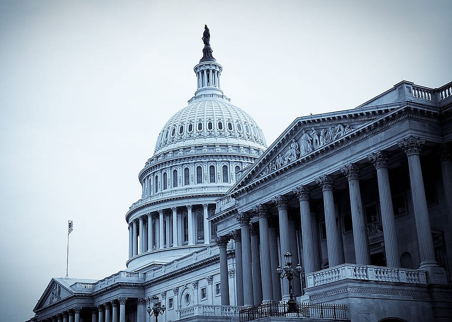 U.S. capitol building in grayscale colors. — dc_slim // Shutterstock