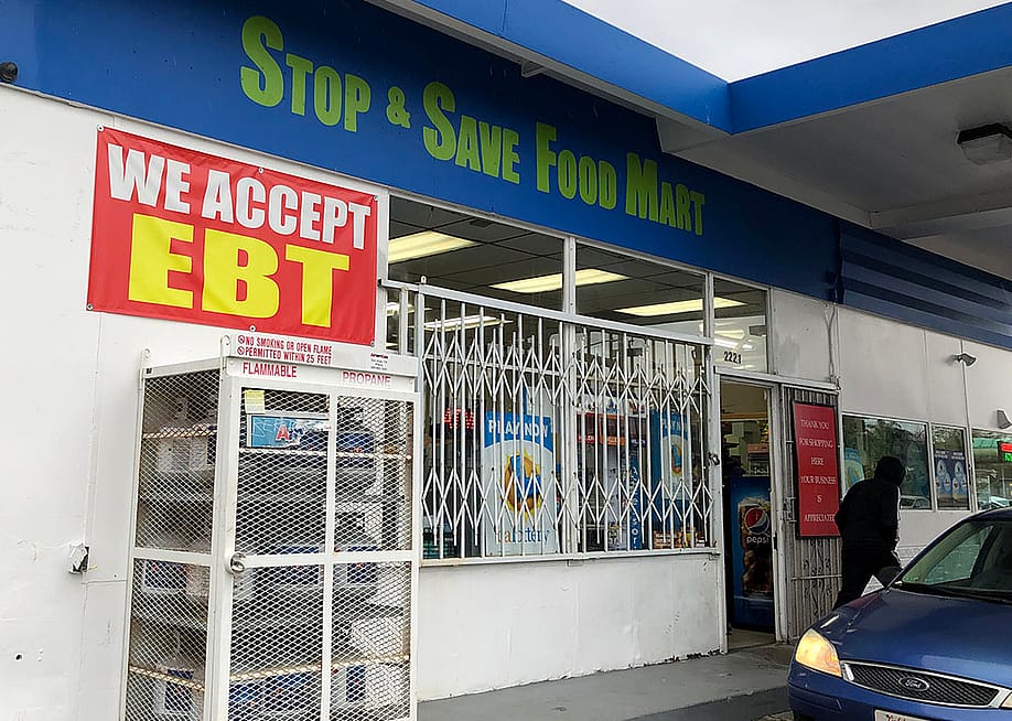 A convenience store on December 04, 2019 in Richmond, California that does not offer fresh vegetables or healthy options. — Justin Sullivan // Getty Images