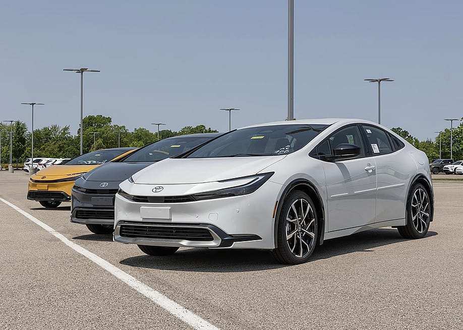 LE, XLE, Limited, and Nightshade models of the 2025 Toyota Prius on display. — Jonathan Weiss // Shutterstock