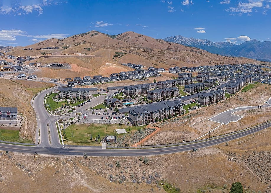 Aerial view of homes by the mountains in Lehi, Utah. — Jason Finn // Shutterstock