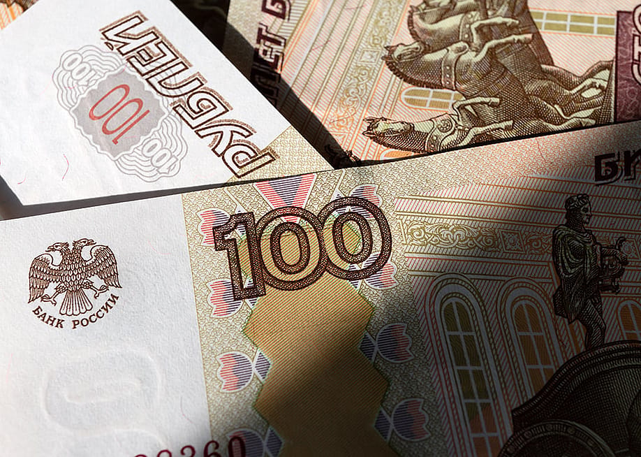 A close up on a 100-Russian Ruble banknote. — Natali Skripnikova // Shutterstock