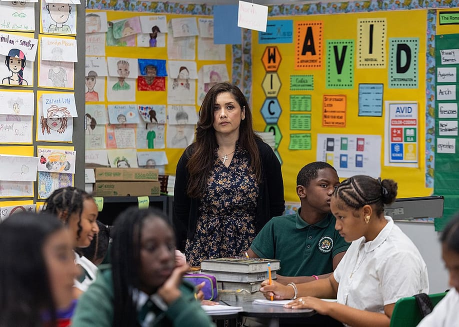 A 7th and 8th grade social studies teacher overseeing her class. — Juliana Yamada // Los Angeles Times via Getty Images