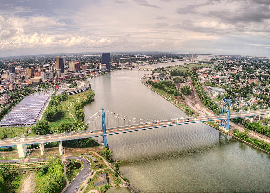 Aerial view of the urban district center in Toledo, Ohio. — Jacob Boomsma // Shutterstock
