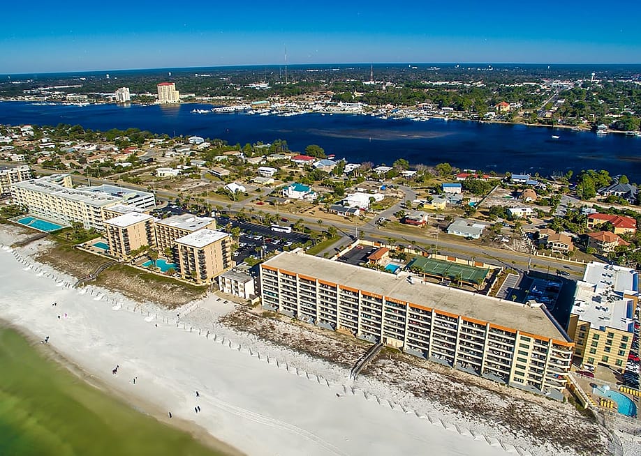 Aerial view of the cityscape and beach of Fort Walton in Florida. — GagliardiPhotography // Shutterstock