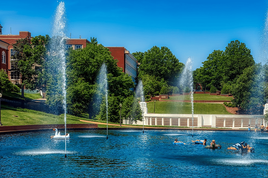South Carolina: Clemson University