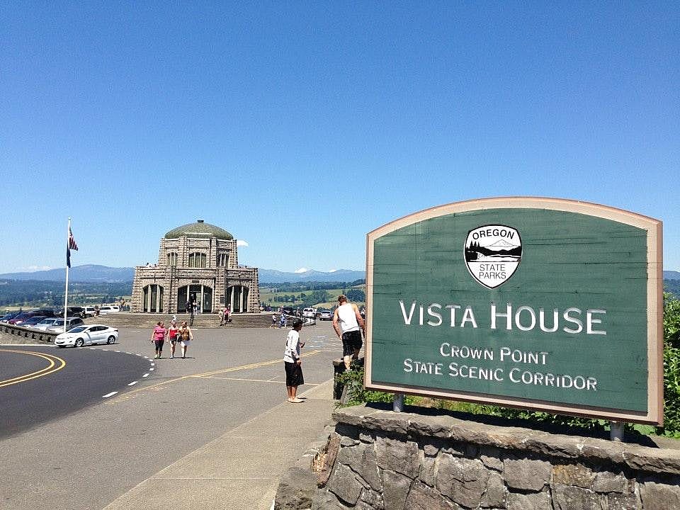 Oregon: Crown Point Vista House