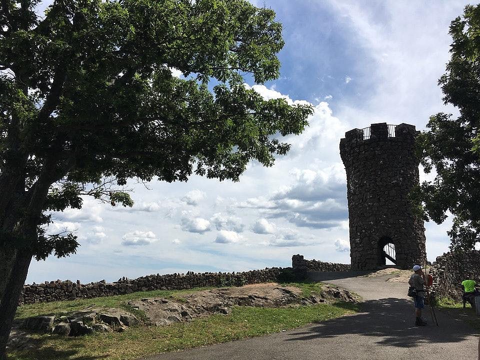 Connecticut: Castle Craig
