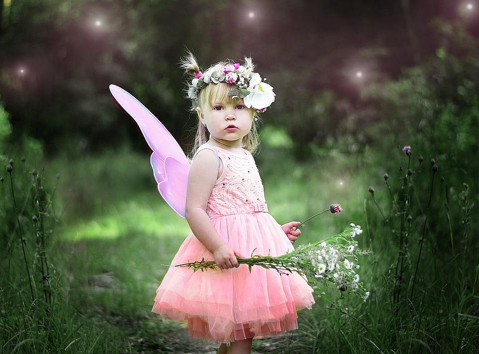 #16 Girl: Raegan
