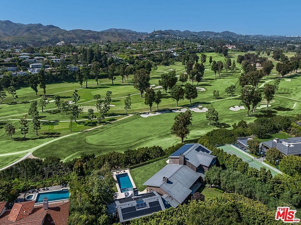 #7. 859 Woodacres Rd, Santa Monica