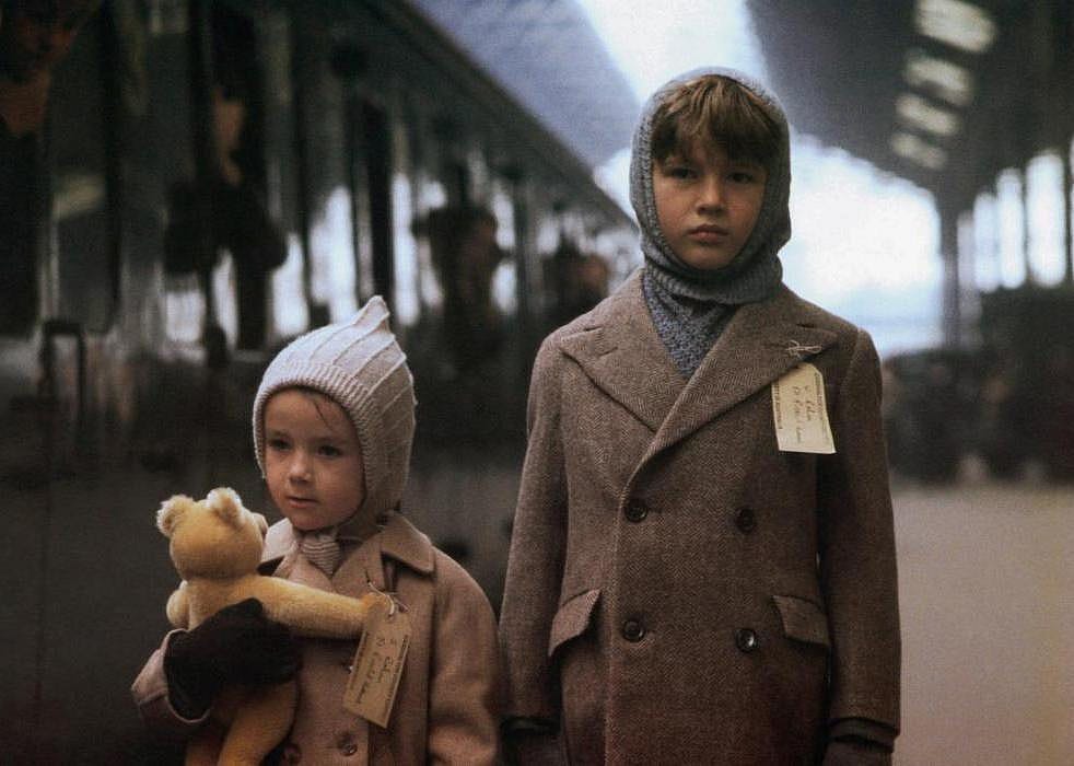 1987: Hope and Glory